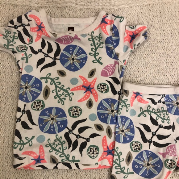 Tea Collection Other - Size 3 Tea pajama set 🌊 🦀